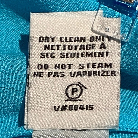 Diane Von Furstenberg Beres Top in Turquoise, size 10 - Picture 9 of 9